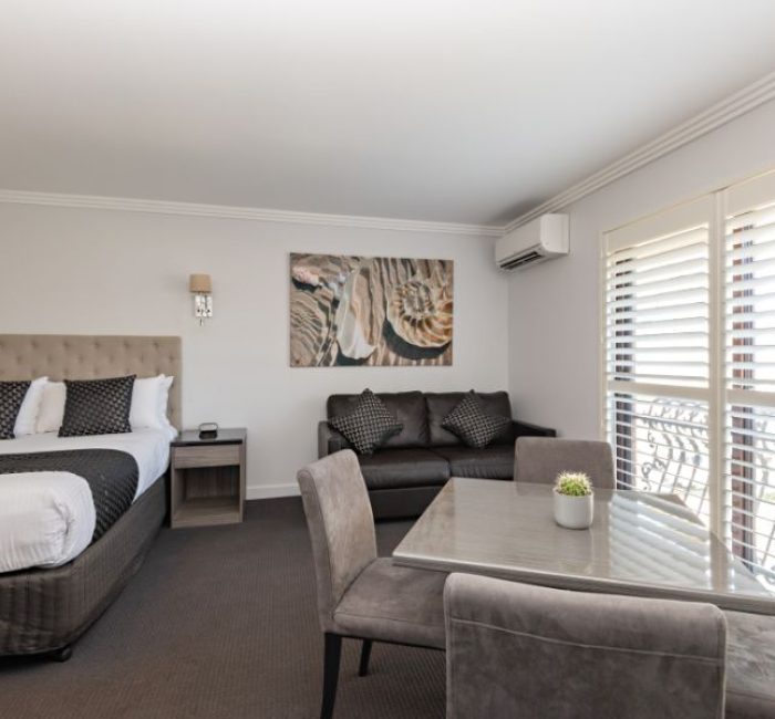 2021_Lincoln-Downs-Resort_rooms-2-bedroom-Suite2-2