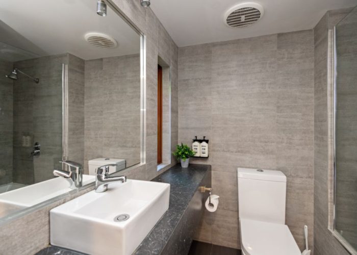 2021_Lincoln-Downs-Resort_rooms-2bed-Spa-Suite4-1