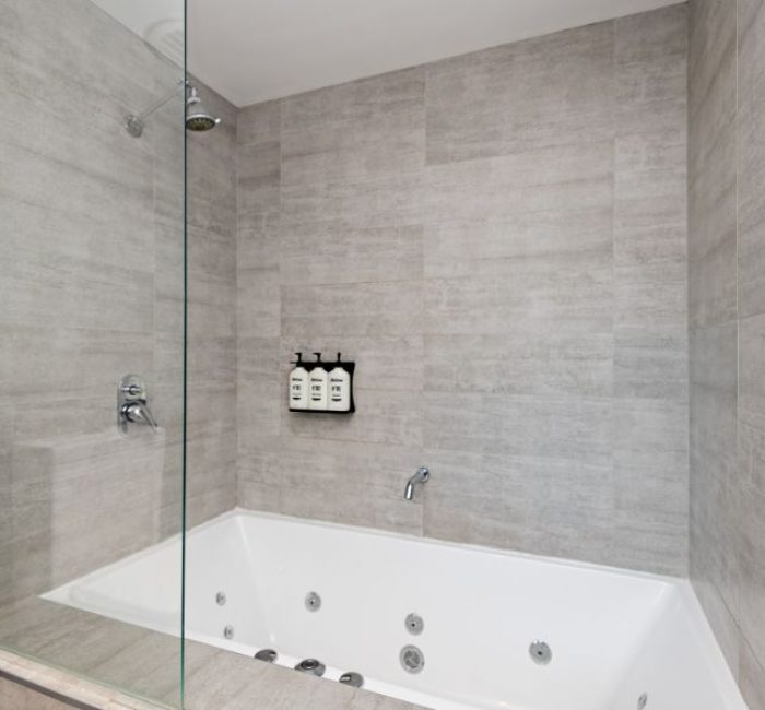 2021_Lincoln-Downs-Resort_rooms-2bed-Spa-Suite5-1