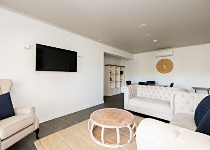 2021_Lincoln-Downs-Resort_rooms-Lakeview-Suite-1