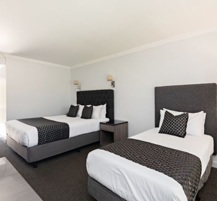 2021_Lincoln-Downs-Resort_rooms-Superior-Queen1